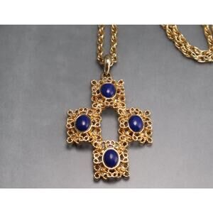 Sarah Coventry Victoria Cross Necklace Blue Stones
